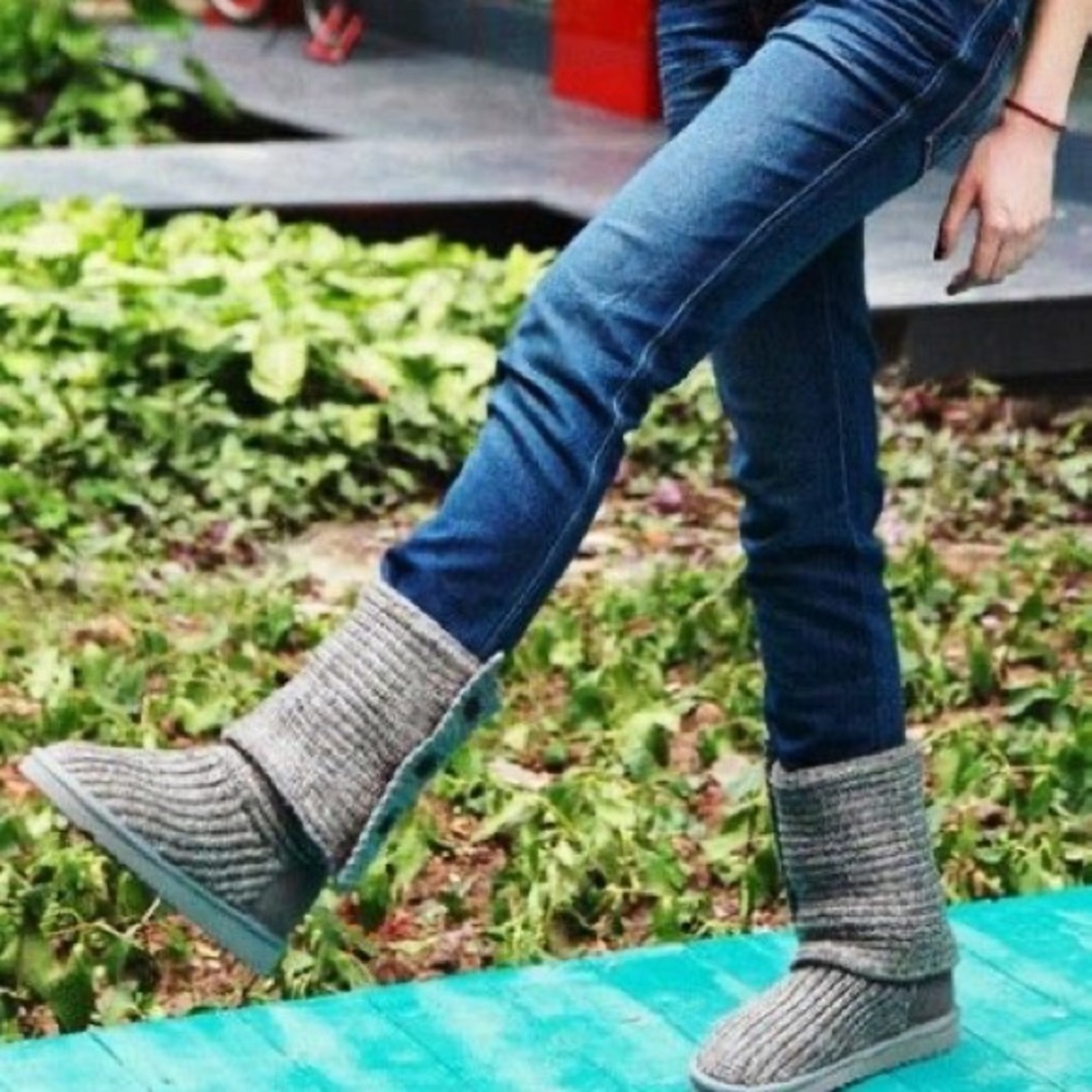 Knit UGG Gray Boots 7.5